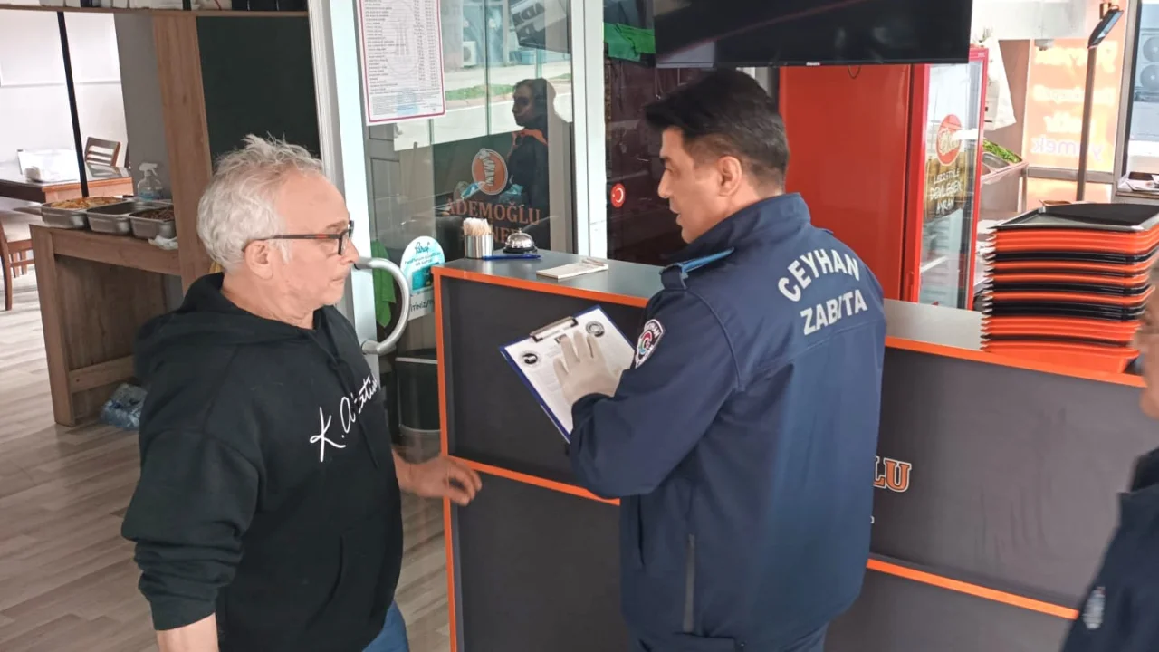 Zabıta Ekiplerinden Şarküteri ve Dönercilere Yönelik Hijyen Denetimi 